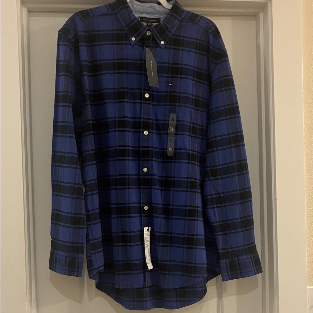 Tommy Hilfiger Men's Navy and Black Checkered Shirt